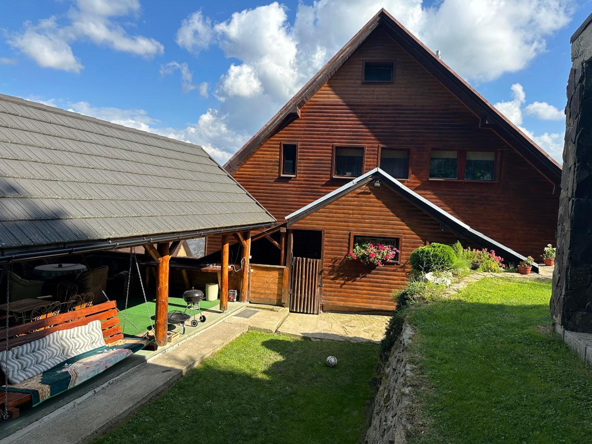 Ubytovanie Privat Antoni - Apartman V Rd Tvrdosin Extérieur photo